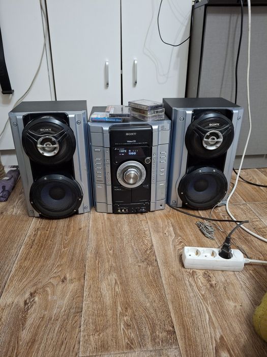 Музыкальный центр  SONY