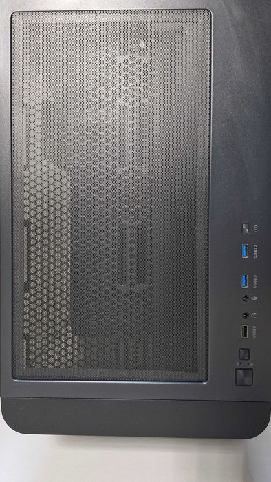 PC Gaming Fish Tank ARGB | RX 6600 | Display Temp | Video Asamblare TikTok/YT