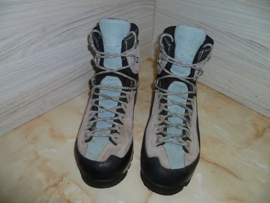 SALEWA Gore-tex №40