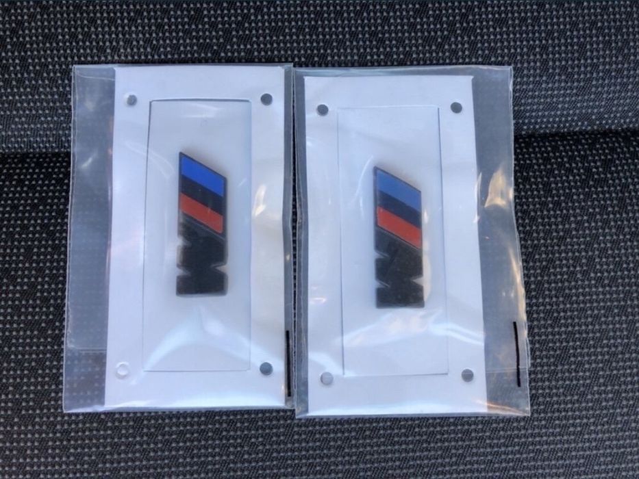 Emblema Stema Logo M aripa negru BMW Seria 1 3 4 5 X1 X3 X5 X6 f10 f30