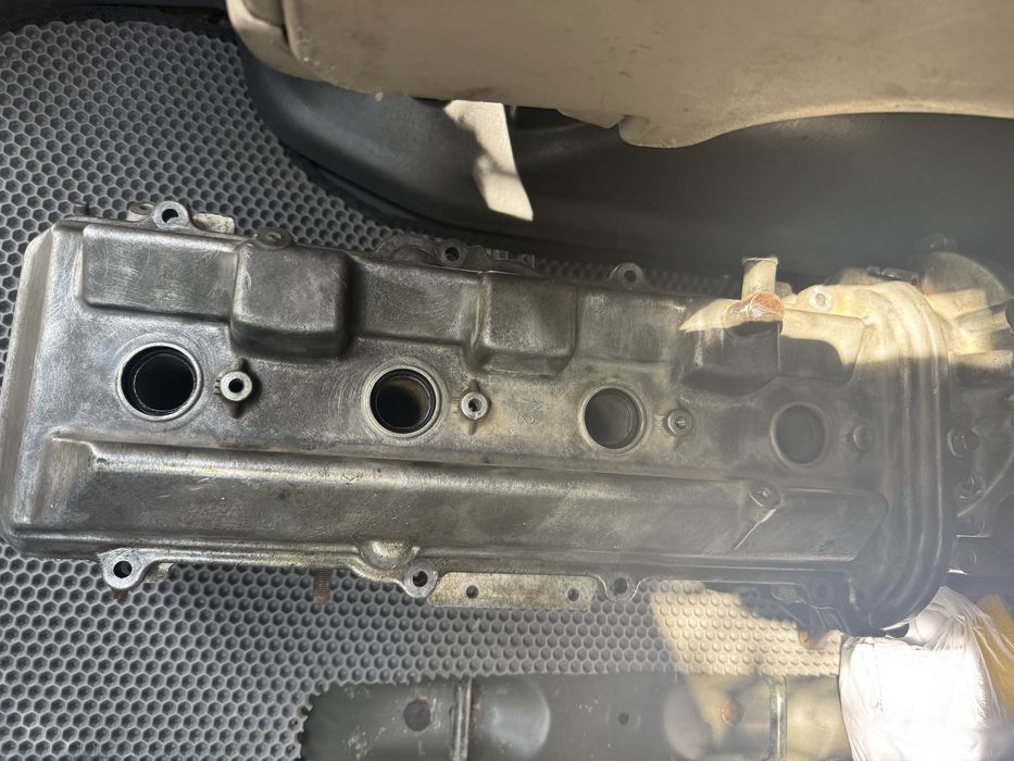 Продам ГБЦ 2UZ FE