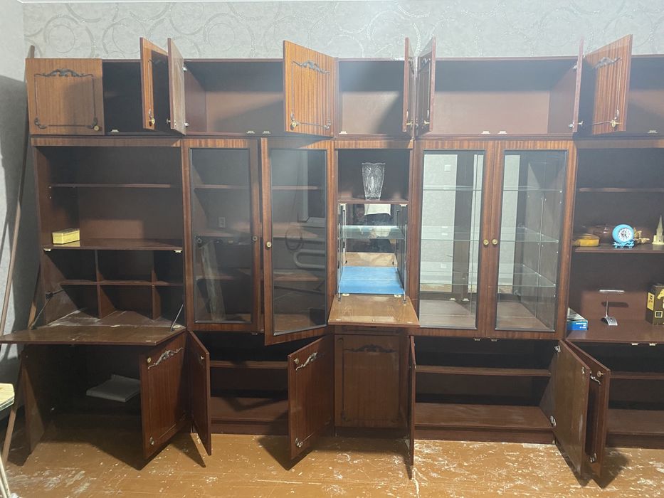 Шкаф стенка