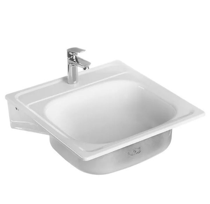 Продам мойку с плиткой в хорошнм состоянии