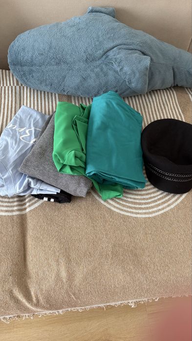 Отдам за шоколадку