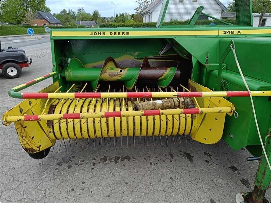 Presa John Deere 342 A an 2018 John Deere 330 339 336 349 an 2018