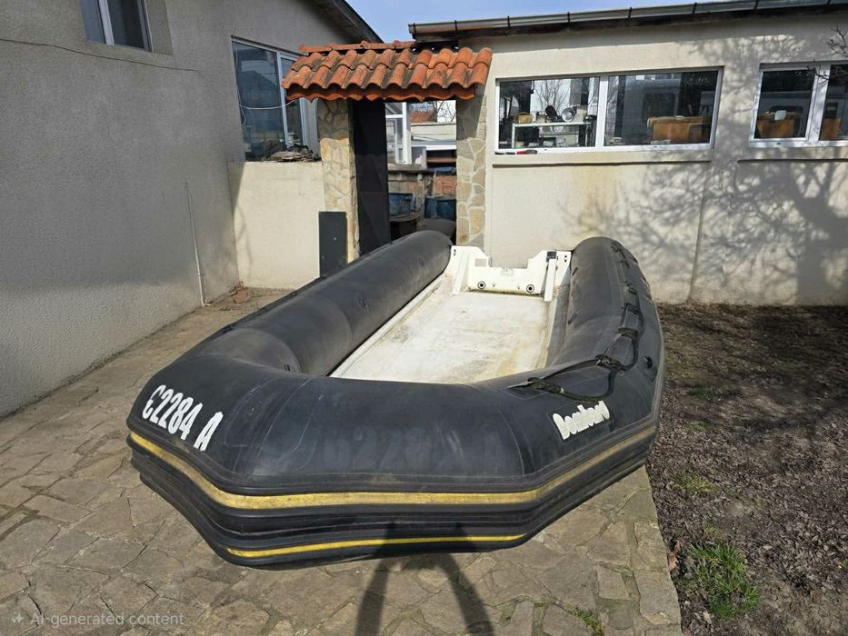 Продавам лодка Bombard
