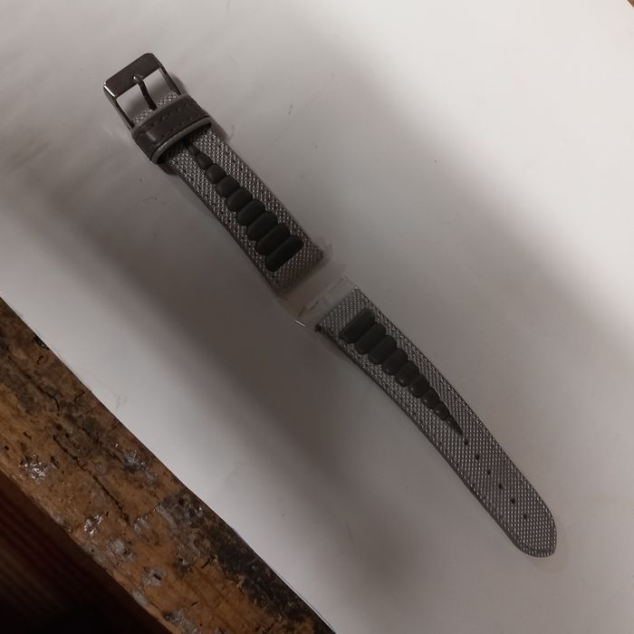 Продавам ръчни ЧАСОВНИЦИ