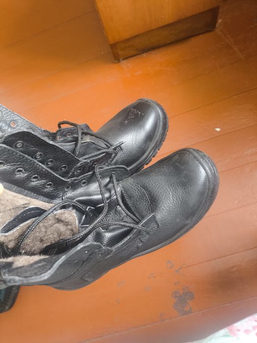 Продам берцы 43 размер