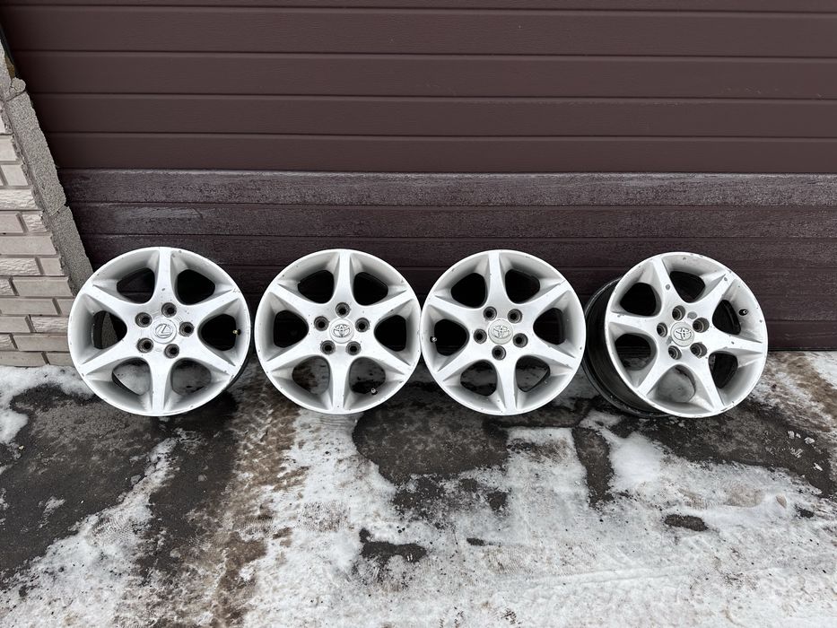 Продам диски toyota
