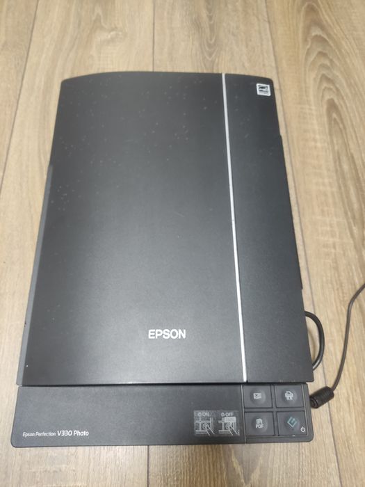 Планшетный сканер Epson V330 Photo