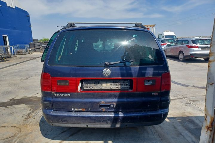 Usita rezervor 7M0809905F 1H0010092L 7M0809905F 1H0010092L Volkswagen