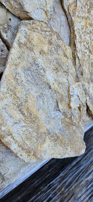 Piatră naturală poligonală