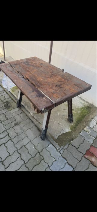 Masă circular / banc de lucru cu motor electric