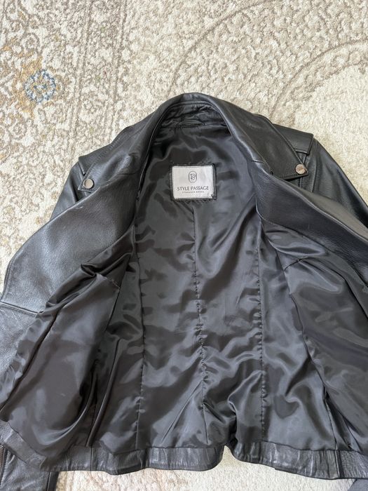 Продам кожаную куртку