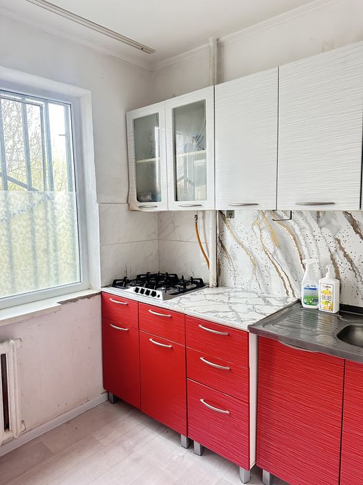 Продам квартиру 5 мкр. Есет батыр 114