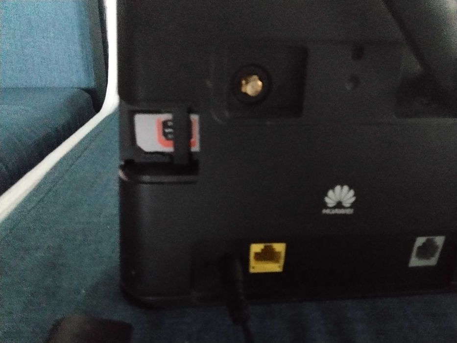 4G LTE SIM CARD RUTER Хуавей, за сим карти за високоскоростен мобилен интернет на Виваком