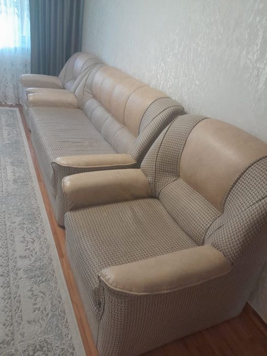 Диван б/у в хорошем сострянии