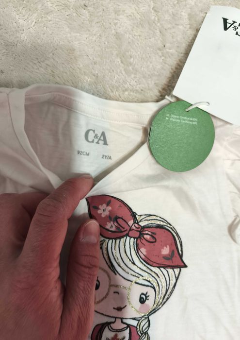 Set frumos, 92/98(bluziță+fusta)