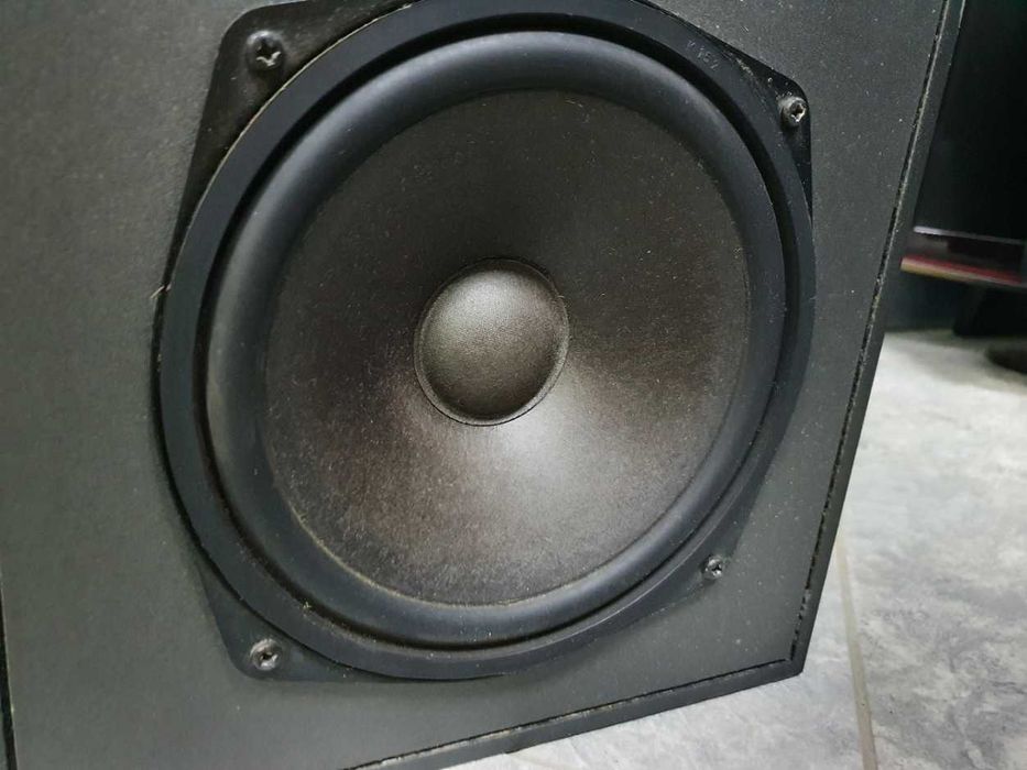 Немски 3-лентови тонколони Hi-Fi-Lautsprecherbox nach DIN 45 500