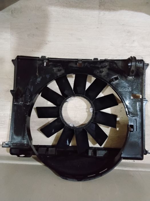 Диффузор на бмв е39 продам