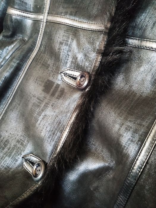 Продам дублёнку женскую