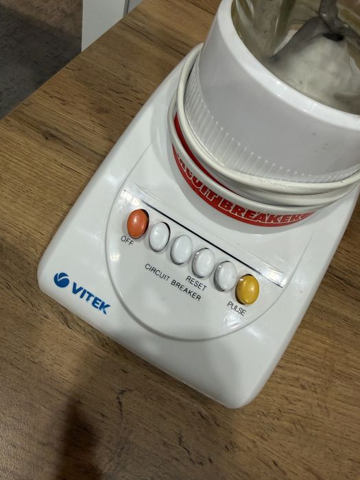 Продам Блендер Vitex