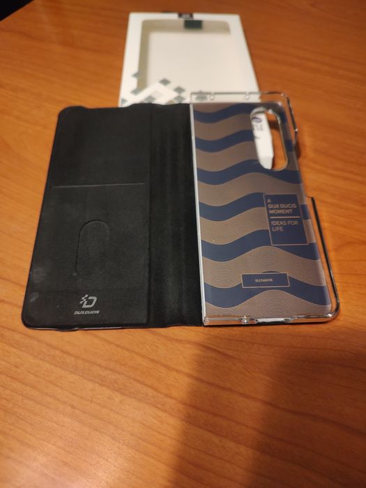 Husa Z Fold 4 Dux Ducis Brill  - Impecabila + Cadou