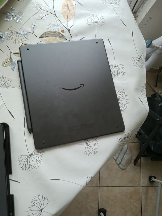 Ebook reader Amazon Kindle Scribe 2024