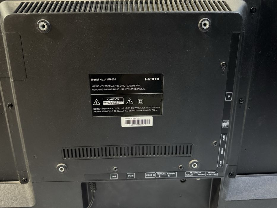 Samsung smart 43 Xitoy