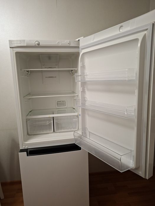Продам холодильник в идеальном состоянии
