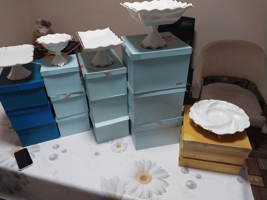 продам посуду для торжество