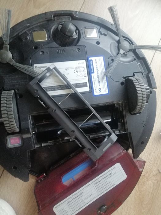 Прахусмукачка робот Bagote BG 700