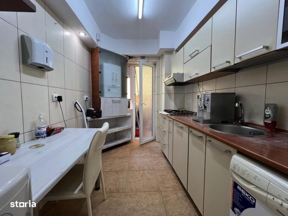 Ultracentral - 4 camere - renovat - vila anvelopata -complet utilat