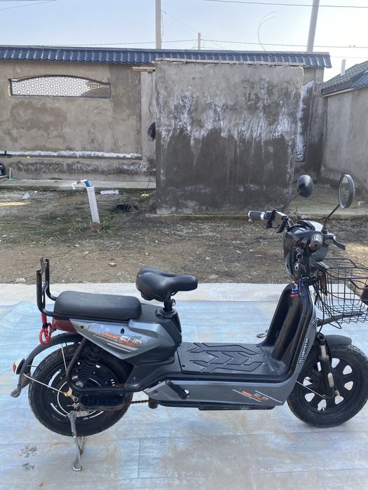 Продется мопед Sup Palse-8 & Aj