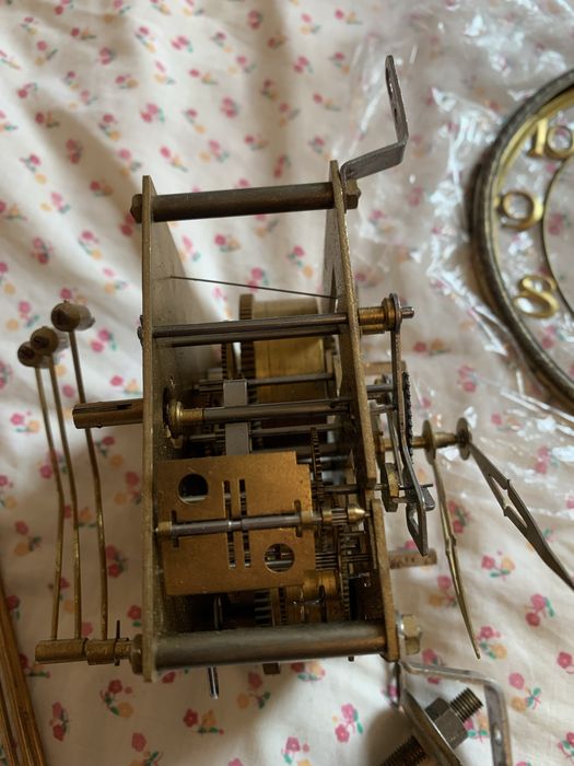 Mecanism ceas cu pendul