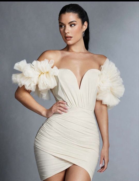 Официална рокля