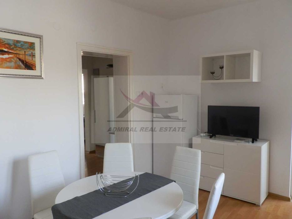 Дава се под наем Четиристаен апартамент в Варна, Център - 100 кв.м за 750 € - Снимка #1