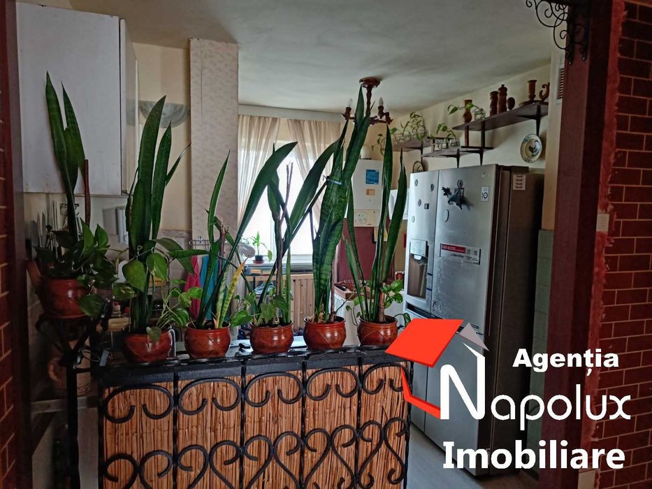 Apartament cu 4 camere de vânzare în Mănăștur – zona La Terenuri