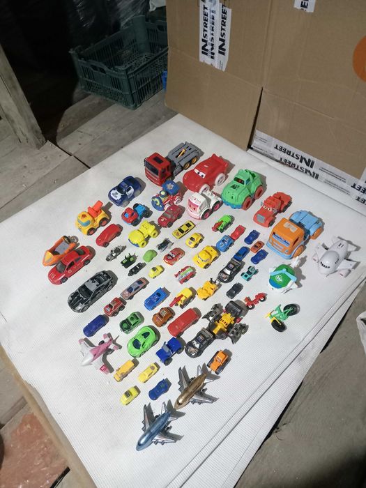Продам детский игрушки для мальчика  б/у