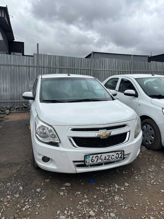 Chevrolet Cobalt автокөлігі ұсынылады