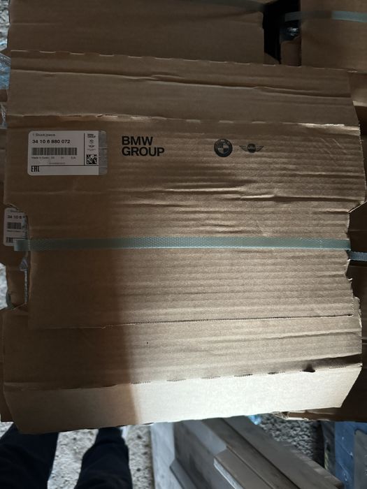 2 x Discuri frana originale BMW G30 2018. Se pot vinde si engross.