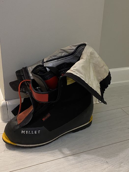 Высокогорные ботинки для алпенизма