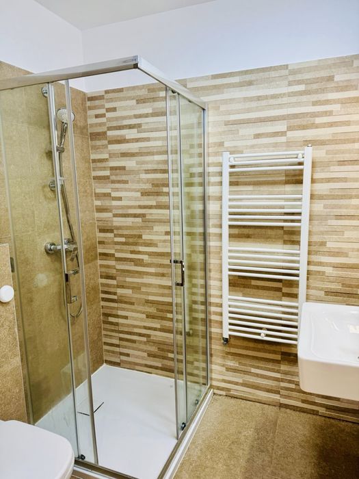 Apartament 3 camere  disponibil din 25/08/2026