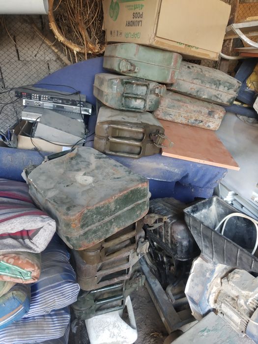 Канистры 20л.Железный