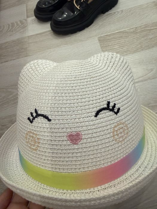 Кросовки на девочку,покупали в Европе