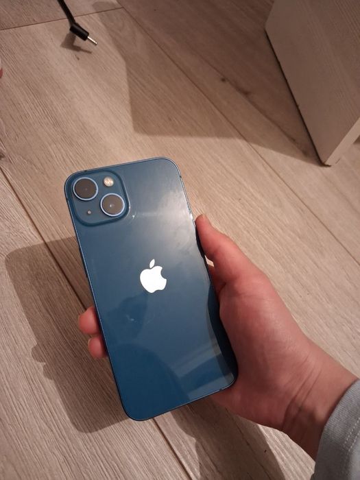 Продам Iphone 13. 128гб