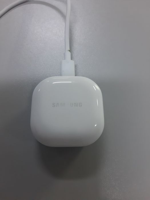 Продам Samsung Galaxy Buds FE