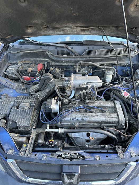 Honda CR-V 1. генерация | 1997 г. | 128 к.с. | Автоматик |Газов инжекцион. Продава се цяла,а не на части.