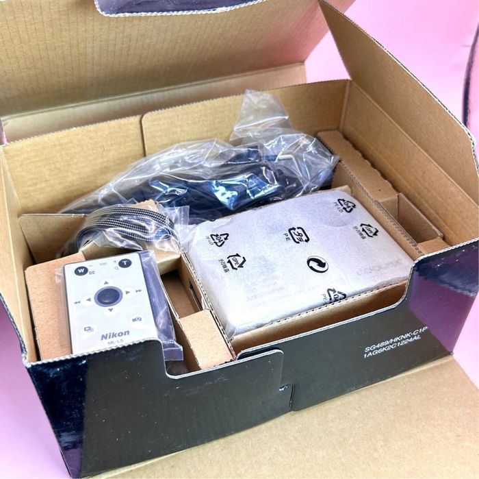 NIKON 51100р НОВыЙ