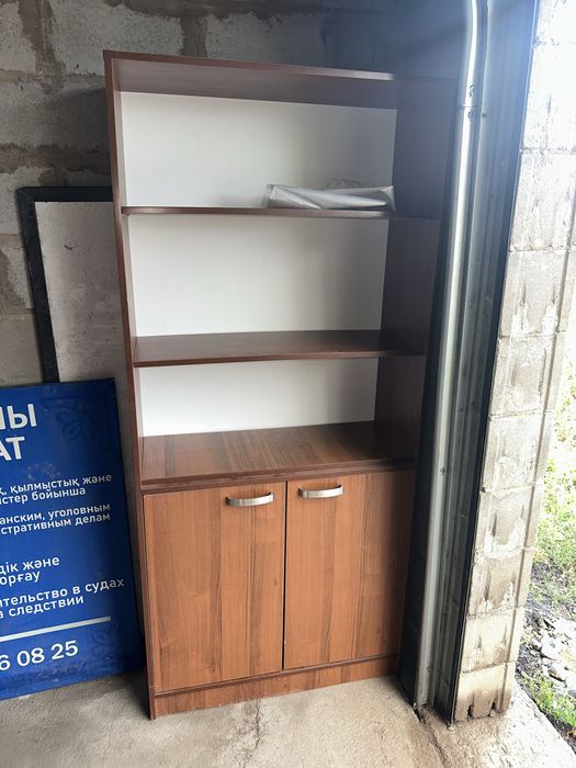 Продам деревянный шкаф